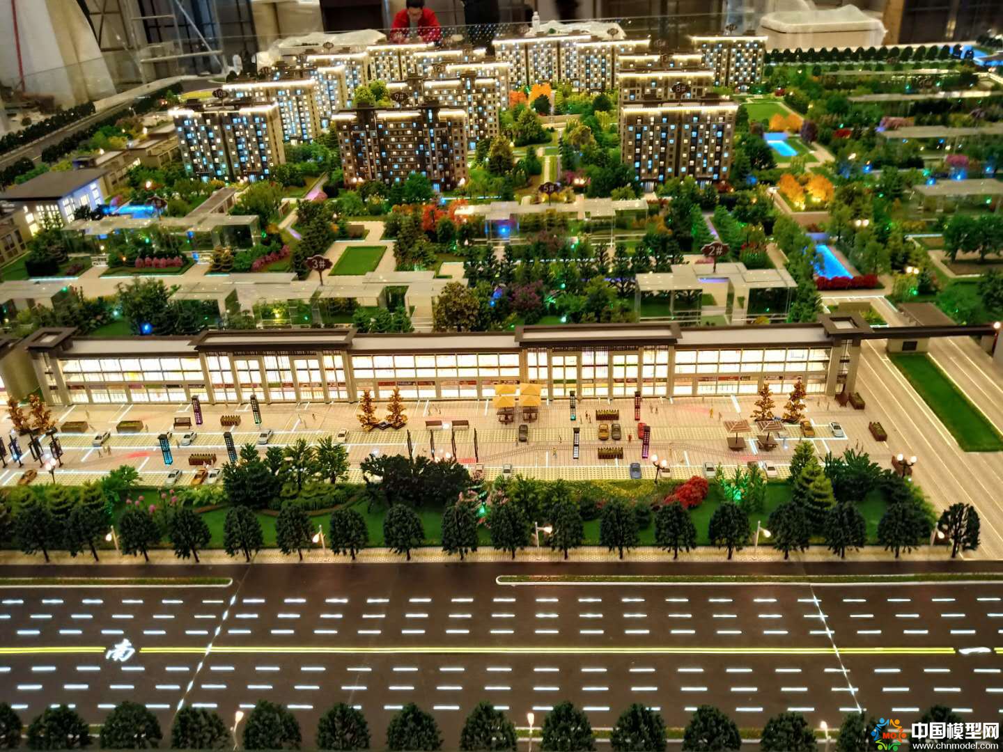 樓盤沙盤模型制作、別墅沙盤模型制作、城市規(guī)劃沙盤制作、建筑模型設(shè)計制作、工業(yè)模型設(shè)計制作、數(shù)字多媒體沙盤制作