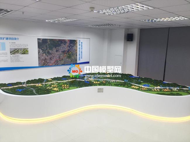 高速公路立體改擴(kuò)建沙盤(pán)模型